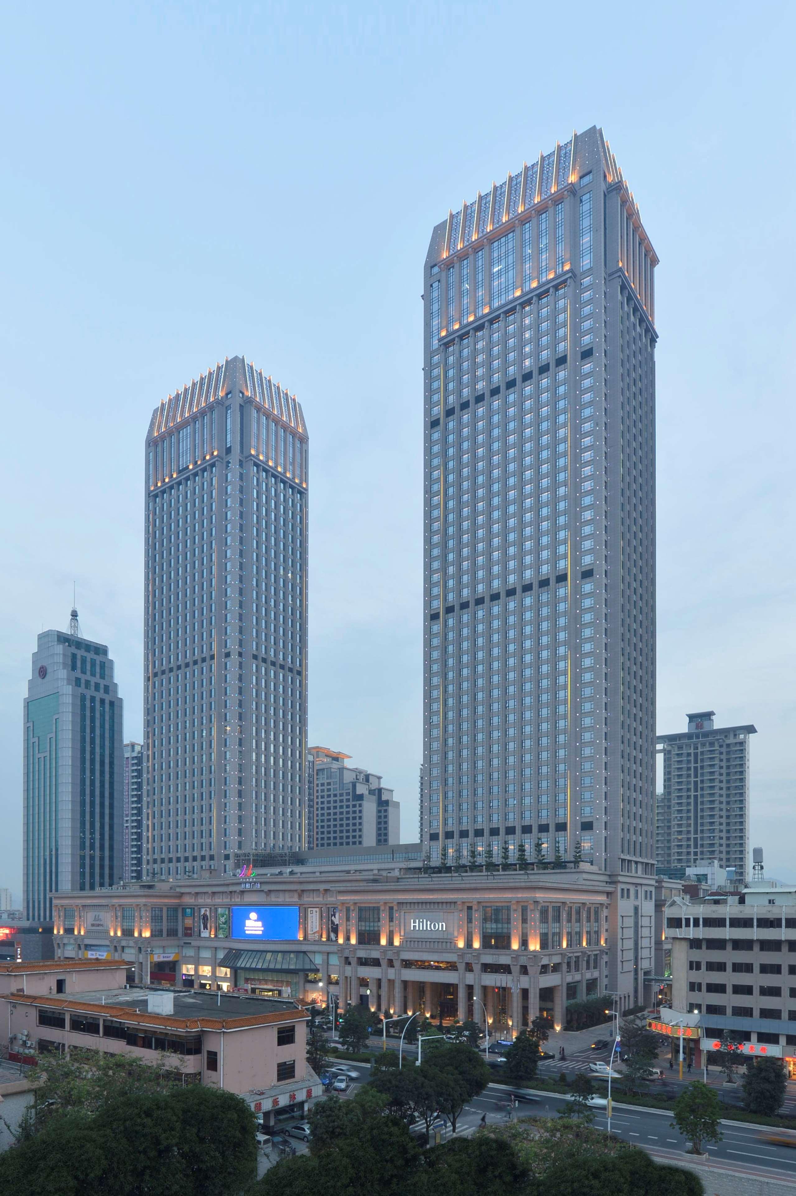 Hilton Zhongshan Downtown מראה חיצוני תמונה