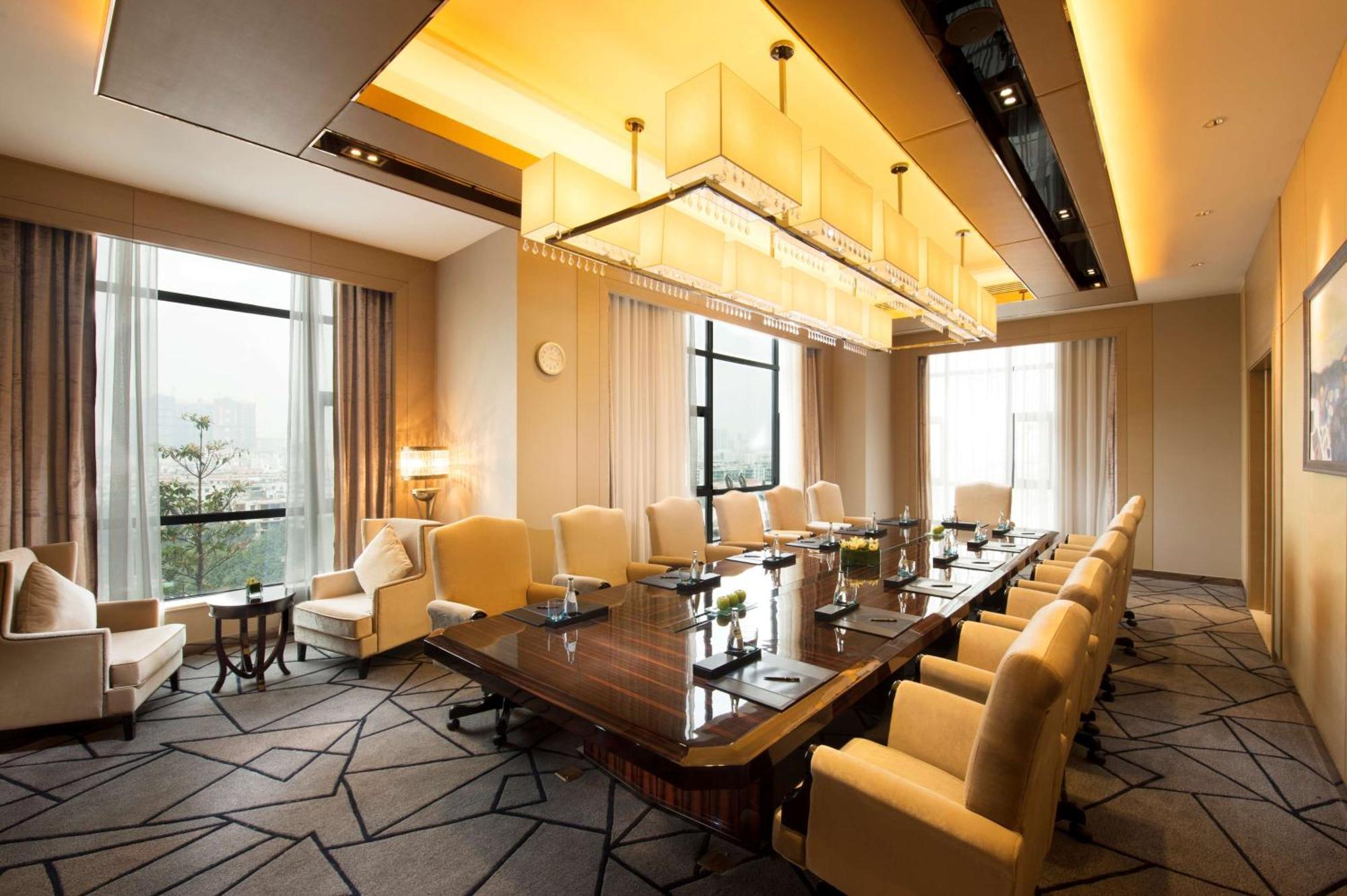 Hilton Zhongshan Downtown מראה חיצוני תמונה